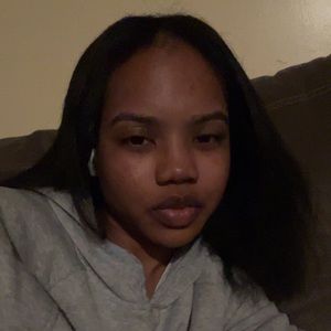 Meet your Posher, Anijah